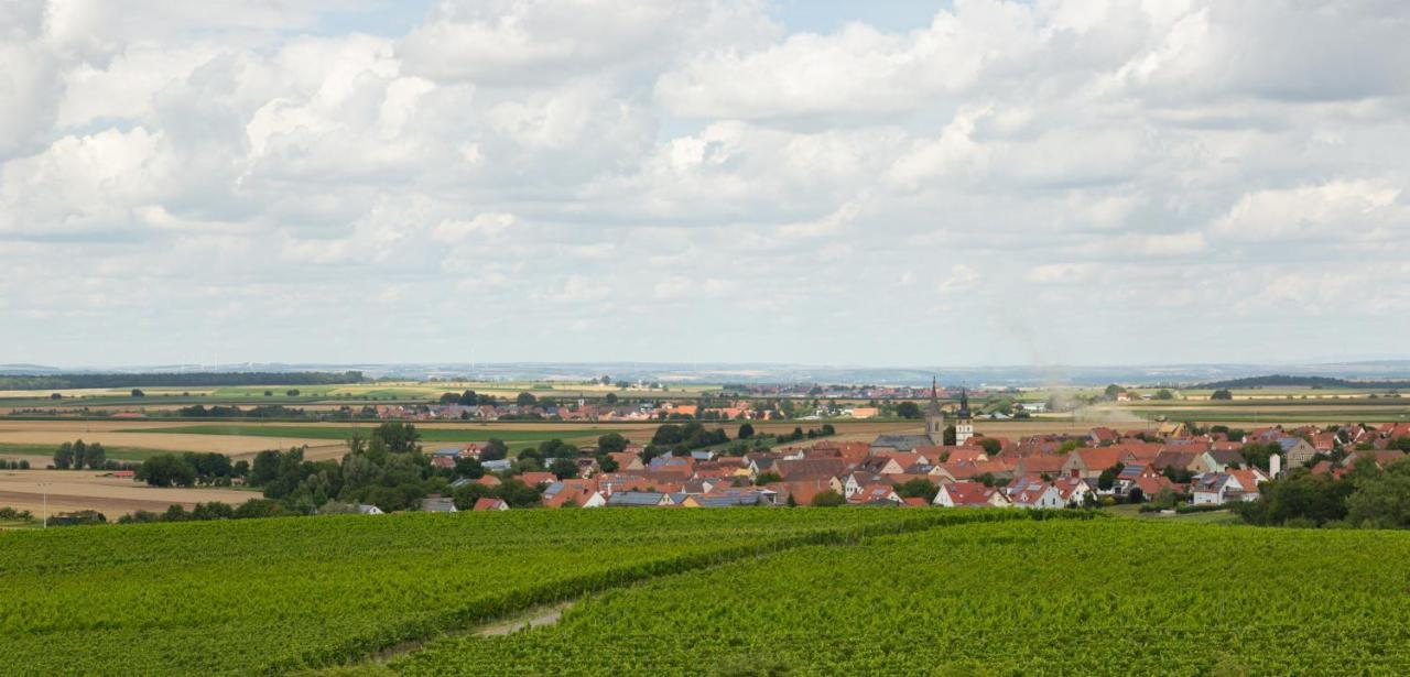Landgasthof May Willanzheim Exterior foto